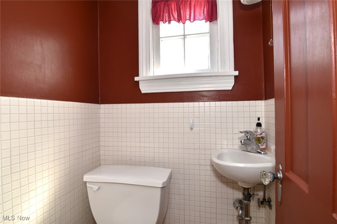22844 Halburton Road Beachwood OH 44122
