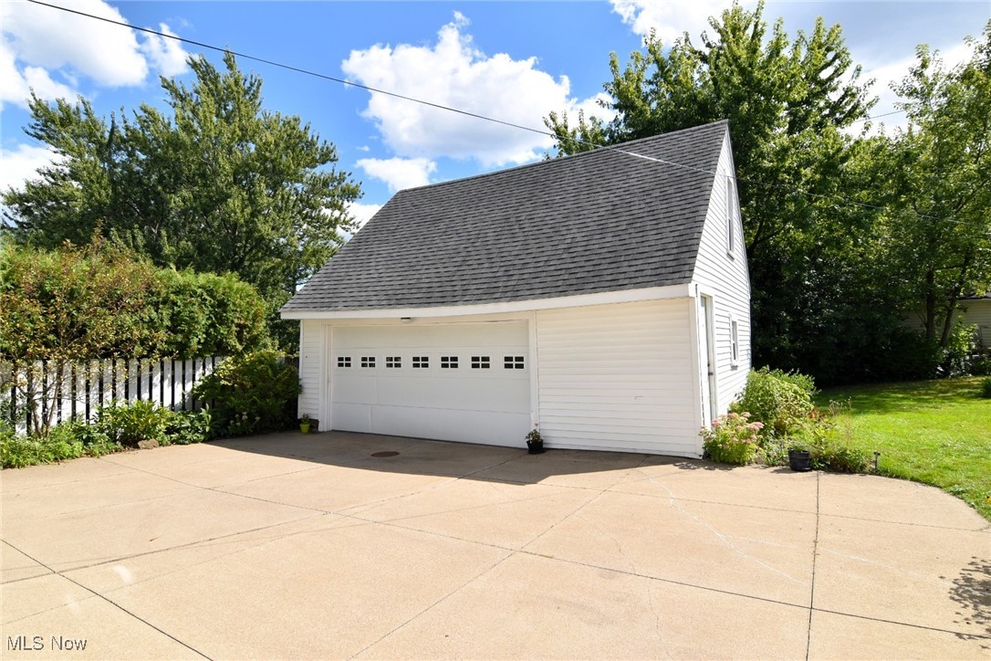 22844 Halburton Road Beachwood OH 44122