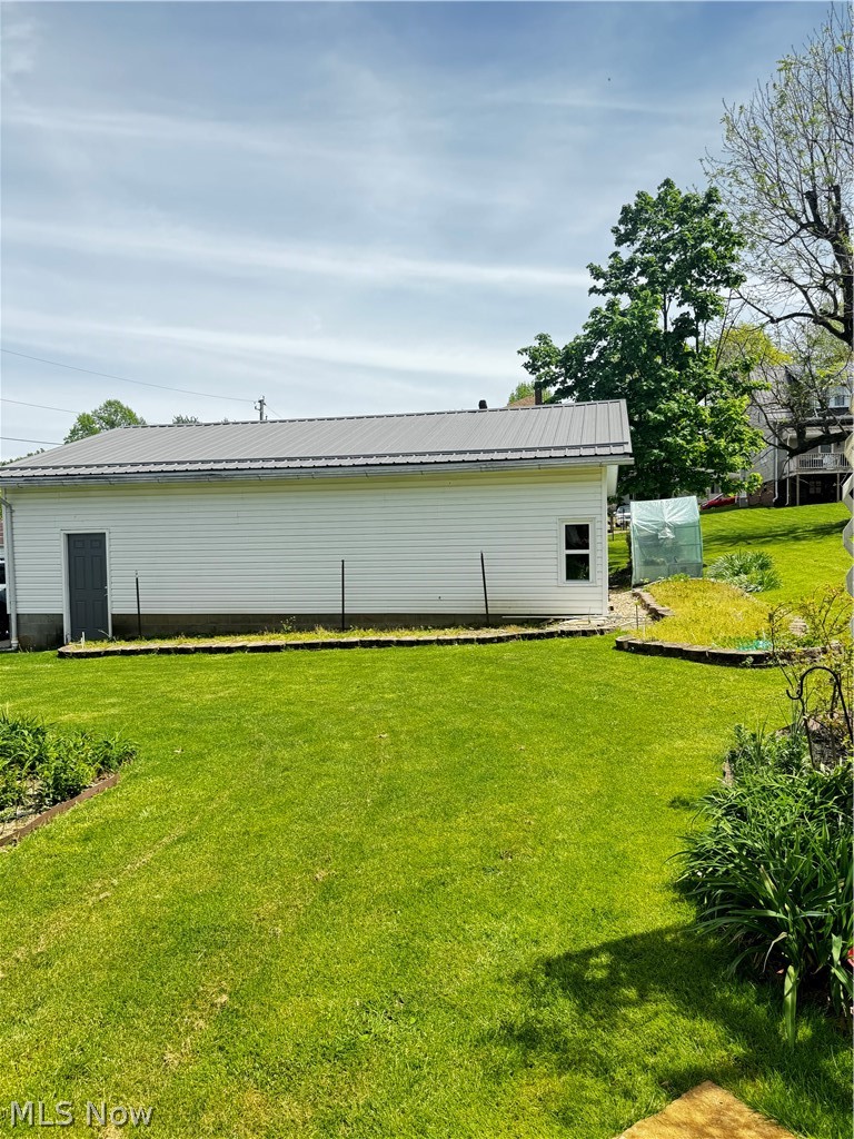 617 Park Street Barnesville OH 43713