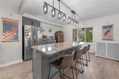 17400 Clifton Boulevard Lakewood OH 44107