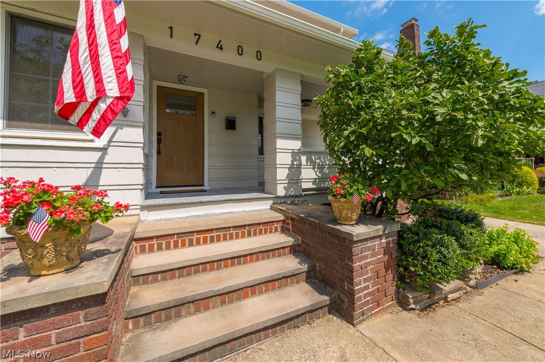 17400 Clifton Boulevard Lakewood OH 44107