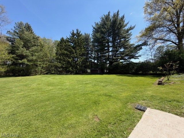 5548 Breezewood Circle NE Canton OH 44705