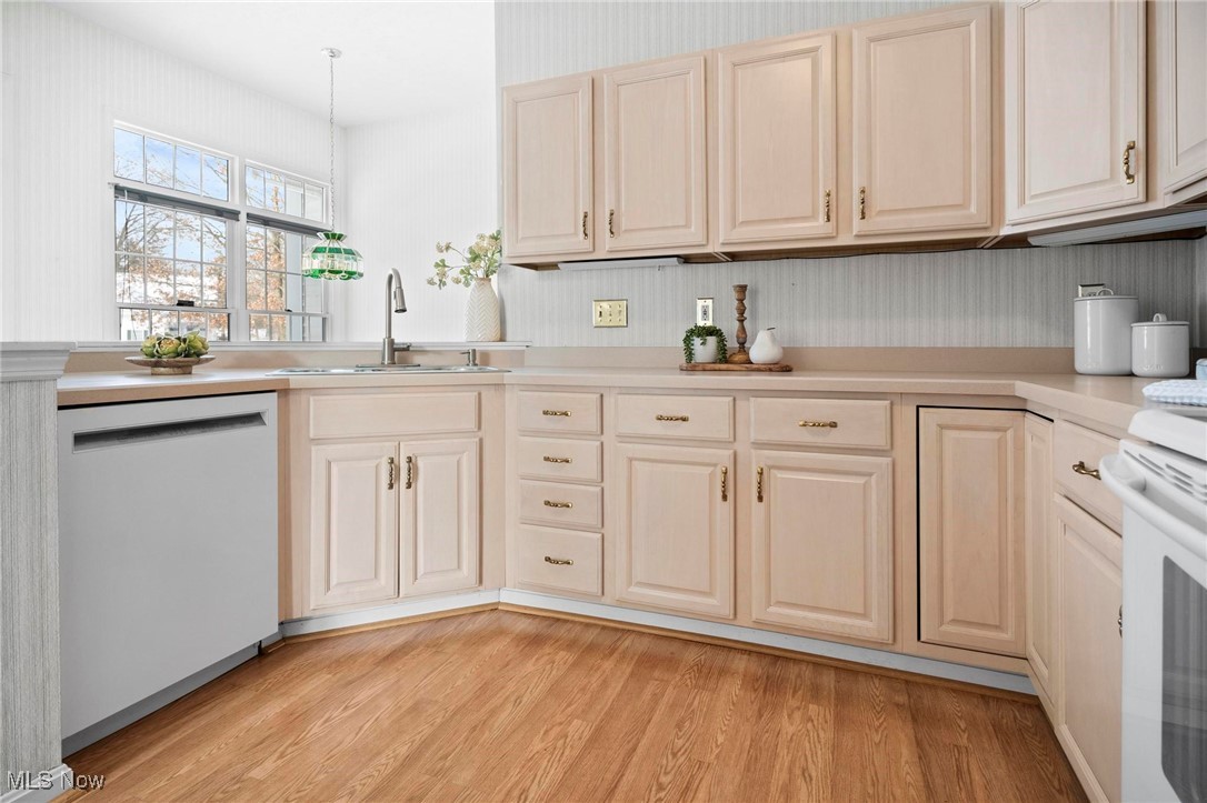 25 Golf View Lane North Olmsted OH 44070