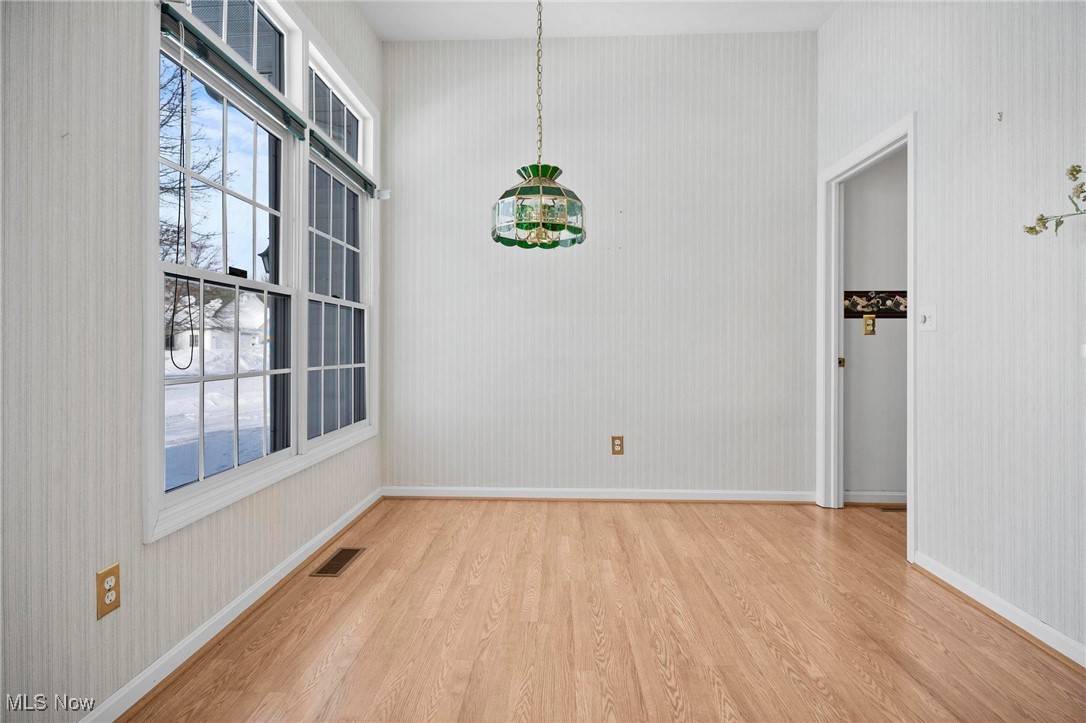 25 Golf View Lane North Olmsted OH 44070