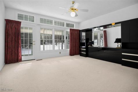 25 Golf View Lane North Olmsted OH 44070