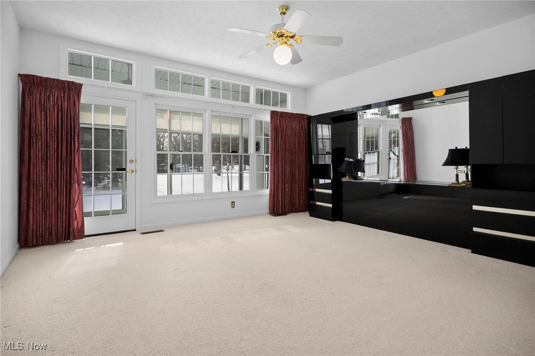 25 Golf View Lane North Olmsted OH 44070