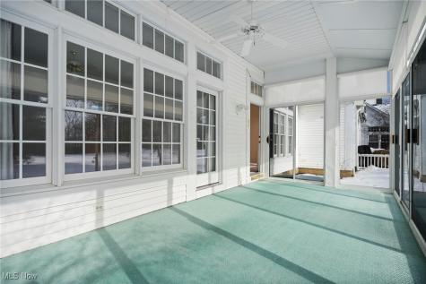 25 Golf View Lane North Olmsted OH 44070