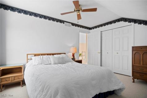 25 Golf View Lane North Olmsted OH 44070