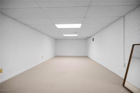 25 Golf View Lane North Olmsted OH 44070