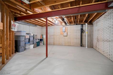 25 Golf View Lane North Olmsted OH 44070
