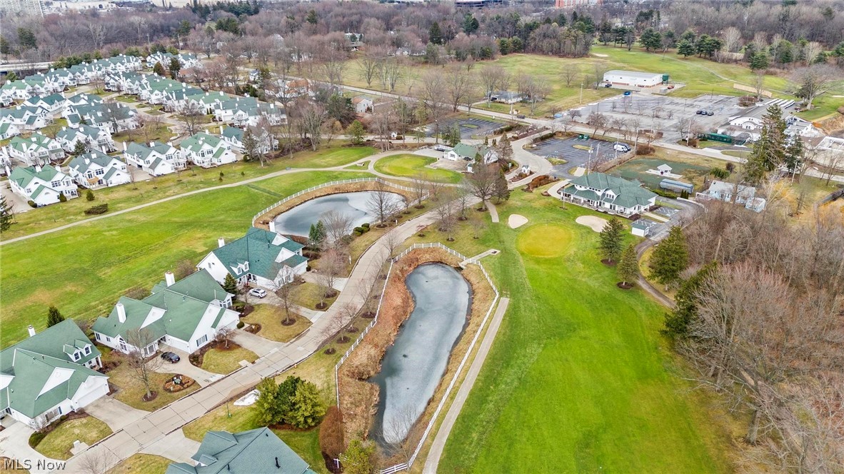 25 Golf View Lane North Olmsted OH 44070