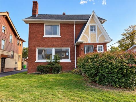 13312 Alvin Avenue Garfield Heights OH 44105