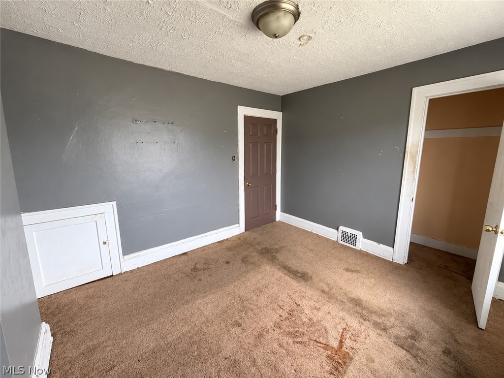 13312 Alvin Avenue Garfield Heights OH 44105