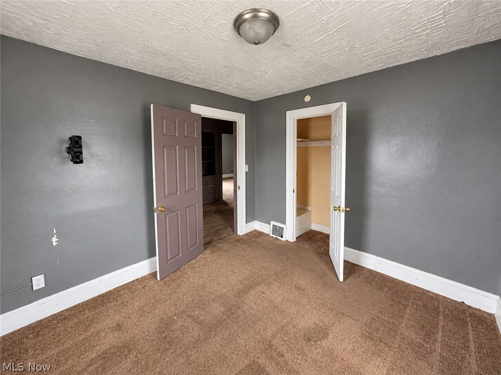 13312 Alvin Avenue Garfield Heights OH 44105