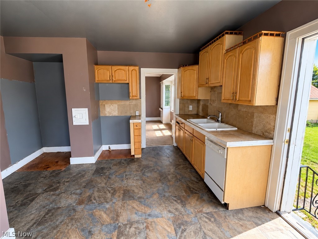13312 Alvin Avenue Garfield Heights OH 44105