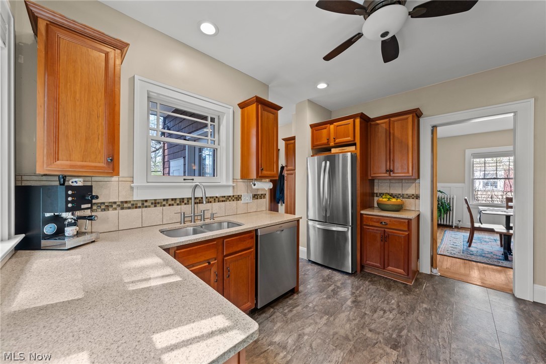 2212 Delaware Drive Cleveland Heights OH 44106
