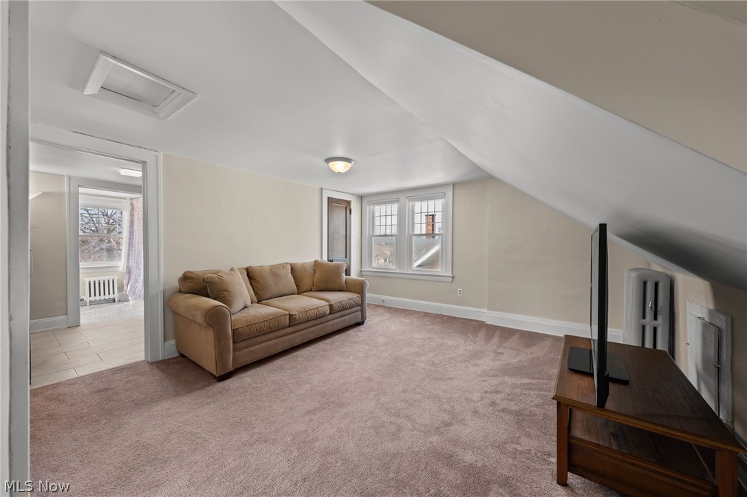 2212 Delaware Drive Cleveland Heights OH 44106