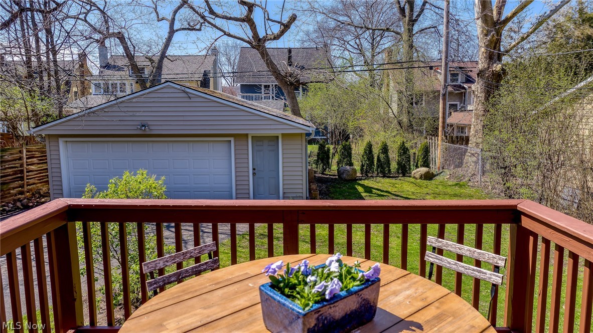 2212 Delaware Drive Cleveland Heights OH 44106