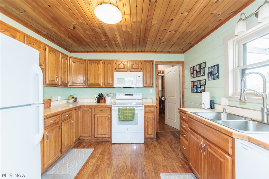 3443 W Britton Road Burbank OH 44214