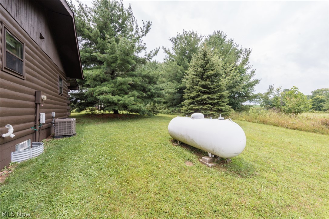 3443 W Britton Road Burbank OH 44214