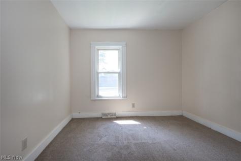 12827 Fruitside Road Garfield Heights OH 44125
