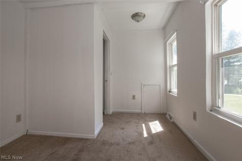 12827 Fruitside Road Garfield Heights OH 44125