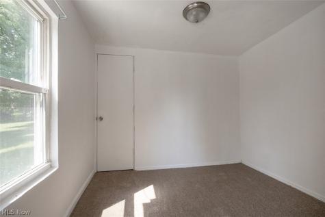 12827 Fruitside Road Garfield Heights OH 44125