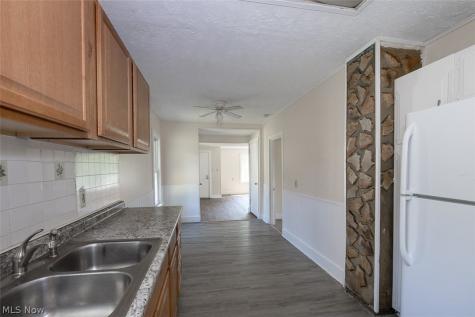 12827 Fruitside Road Garfield Heights OH 44125