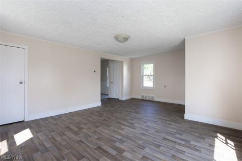 12827 Fruitside Road Garfield Heights OH 44125