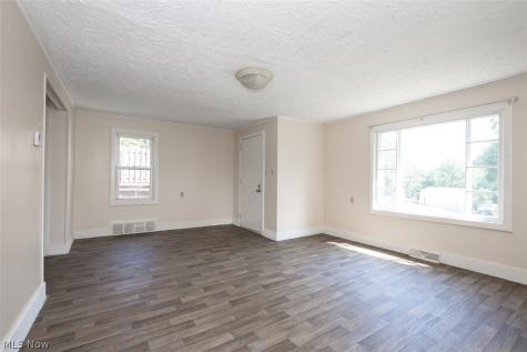 12827 Fruitside Road Garfield Heights OH 44125