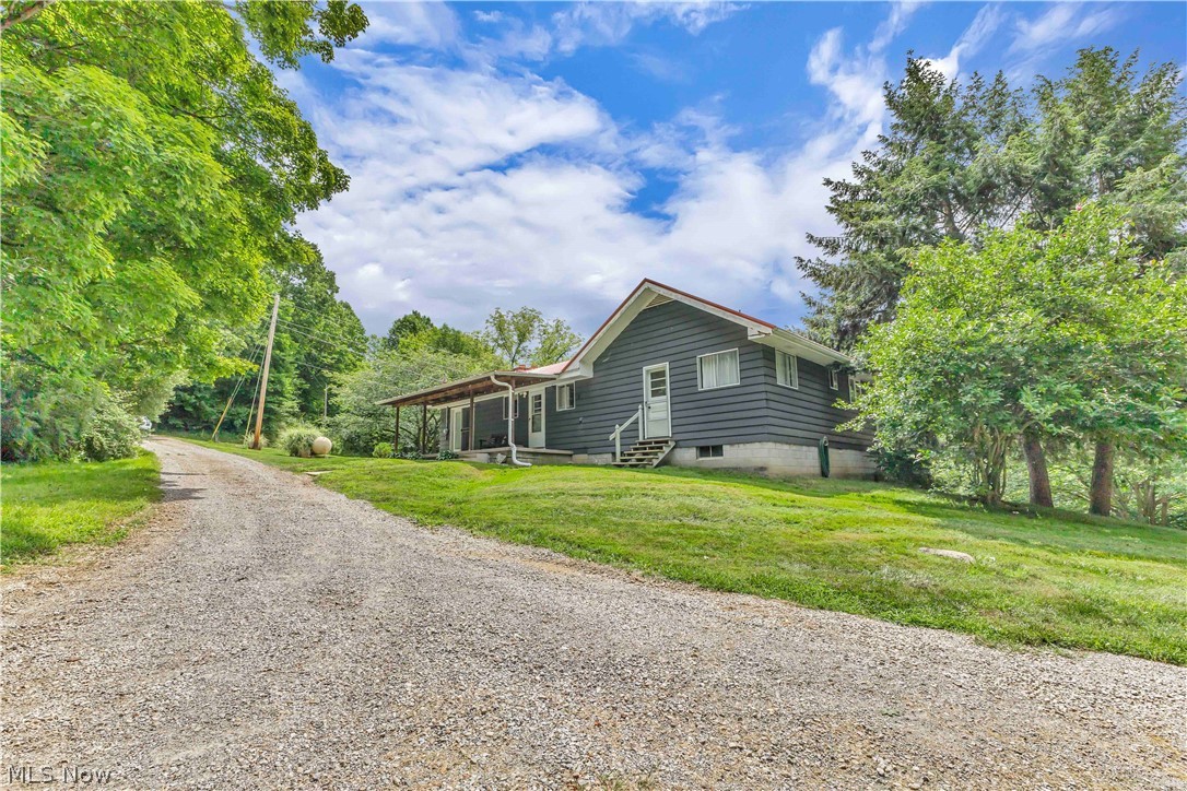 2208 Township Road 1097 Ashland OH 44805