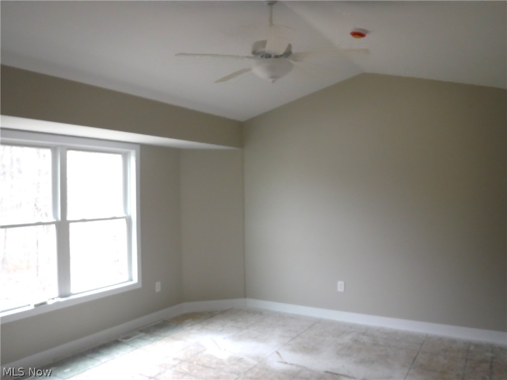 16298 Weathervane Drive Middlefield OH 44062