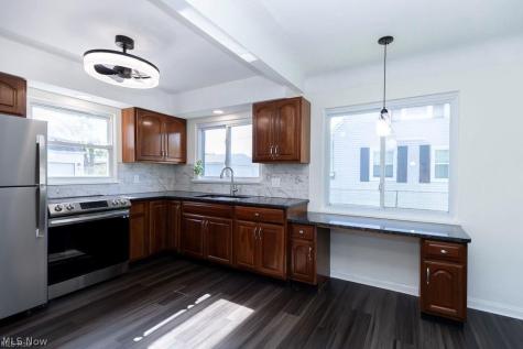 1995 Columbia Road Westlake OH 44145