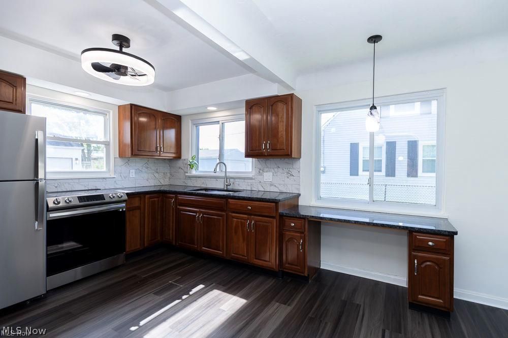 1995 Columbia Road Westlake OH 44145