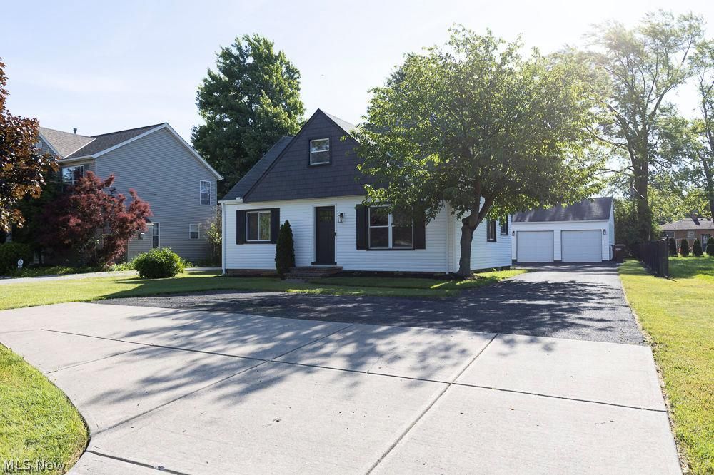 1995 Columbia Road Westlake OH 44145