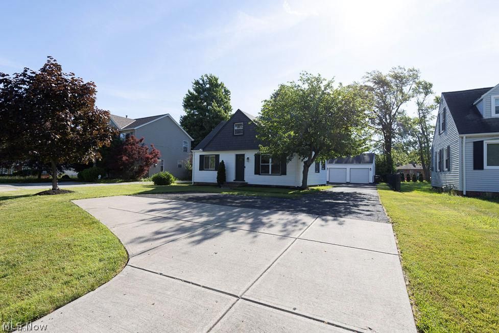 1995 Columbia Road Westlake OH 44145