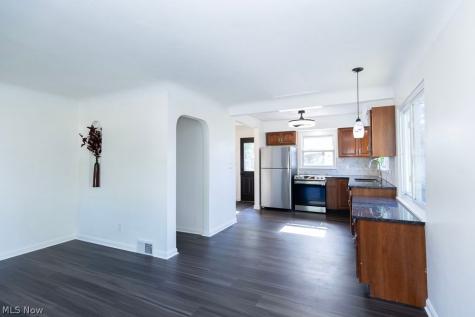1995 Columbia Road Westlake OH 44145