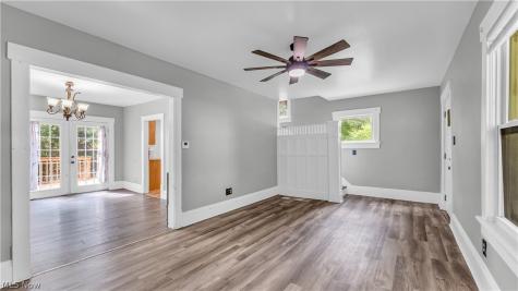 2188 Stone Street Cuyahoga Falls OH 44221