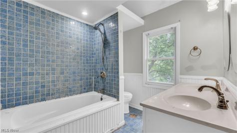 2188 Stone Street Cuyahoga Falls OH 44221