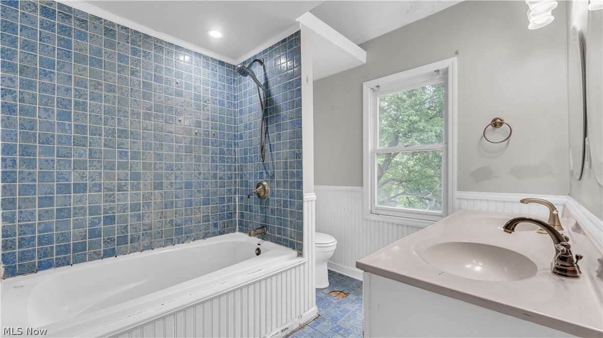 2188 Stone Street Cuyahoga Falls OH 44221