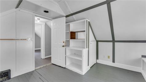 2188 Stone Street Cuyahoga Falls OH 44221