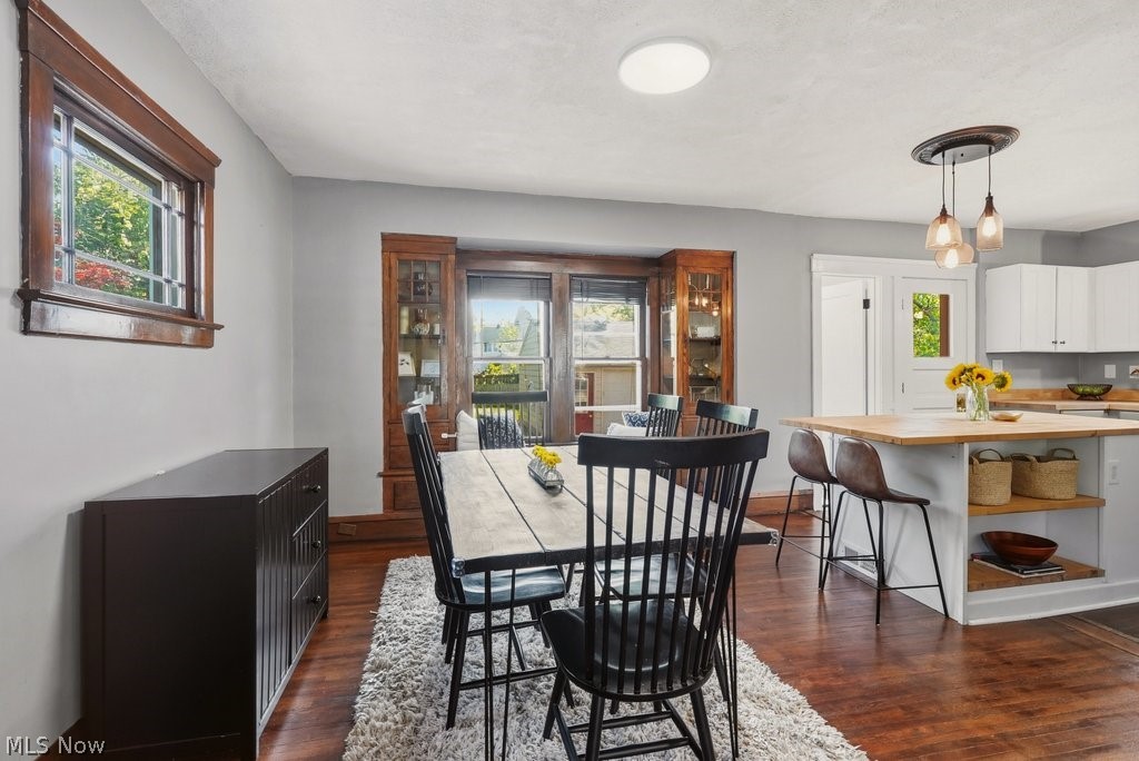 1605 Warren Road Lakewood OH 44107