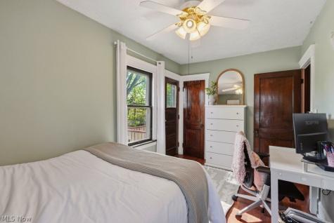 1605 Warren Road Lakewood OH 44107