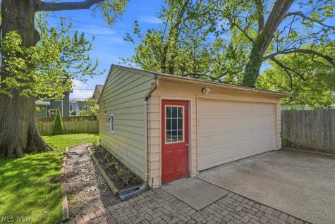 1605 Warren Road Lakewood OH 44107