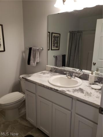 102 Stonecrest Trail Elyria OH 44035