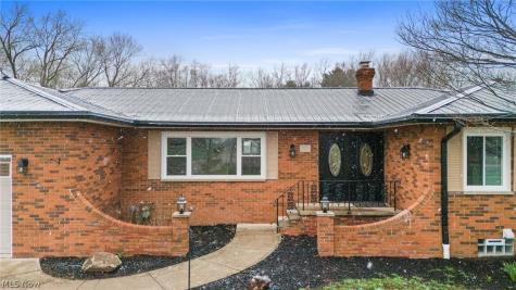 641 North Avenue Tallmadge OH 44278
