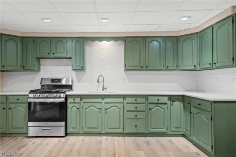 641 North Avenue Tallmadge OH 44278