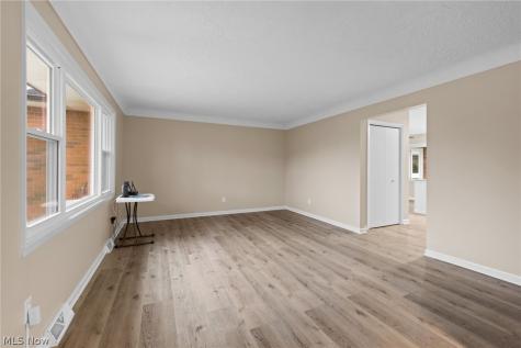 641 North Avenue Tallmadge OH 44278