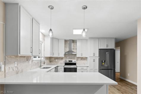 641 North Avenue Tallmadge OH 44278