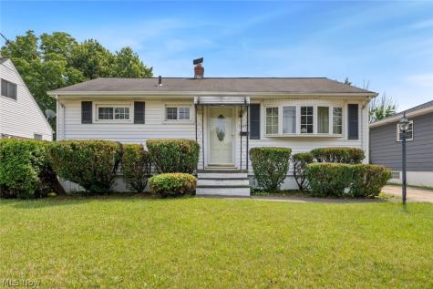 14577 N Gallatin Boulevard Brook Park OH 44142